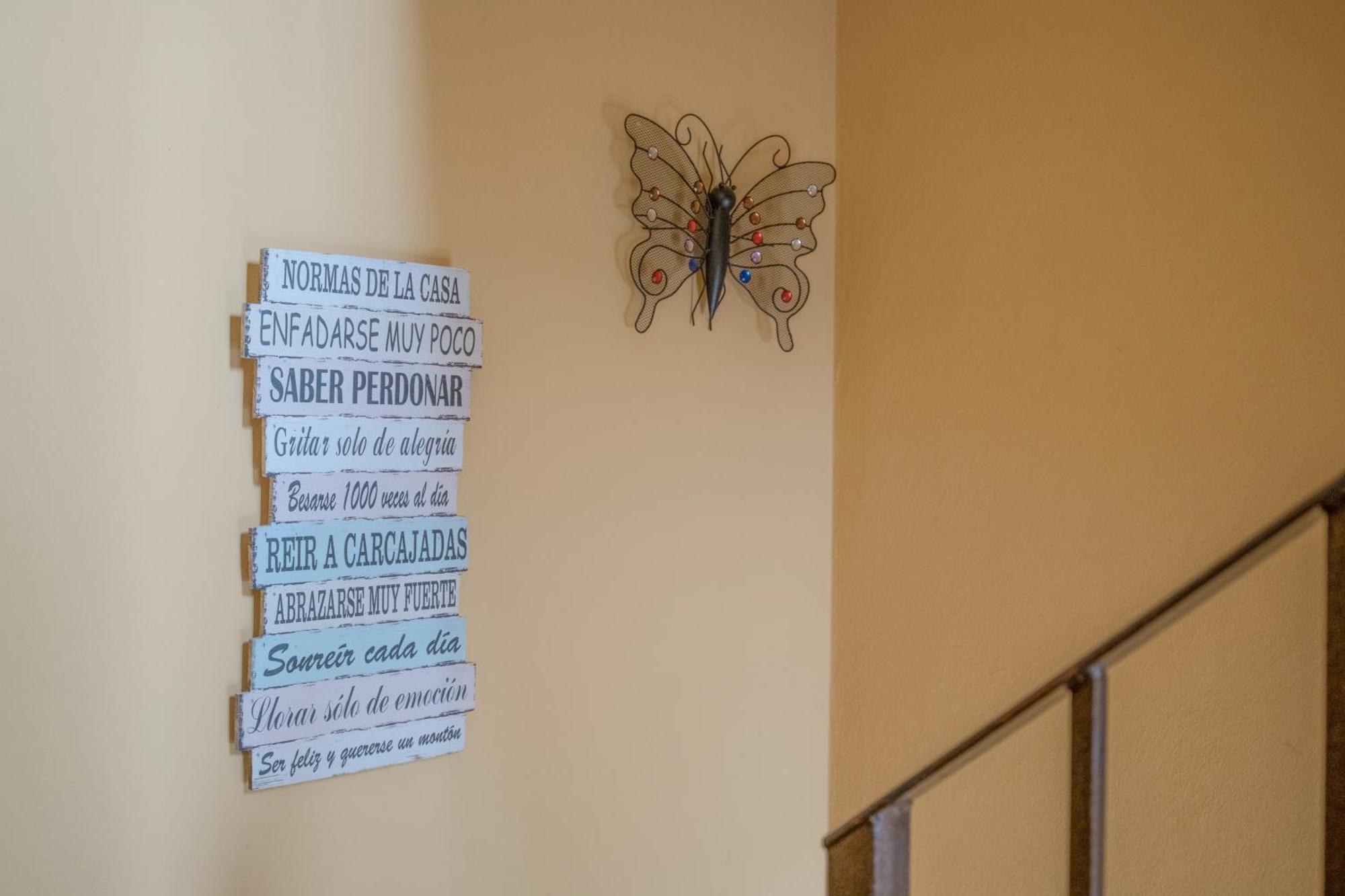 Apartamento Rocio - Solo Familias โกนิล เด ลาฟรอนเตรา ภายนอก รูปภาพ